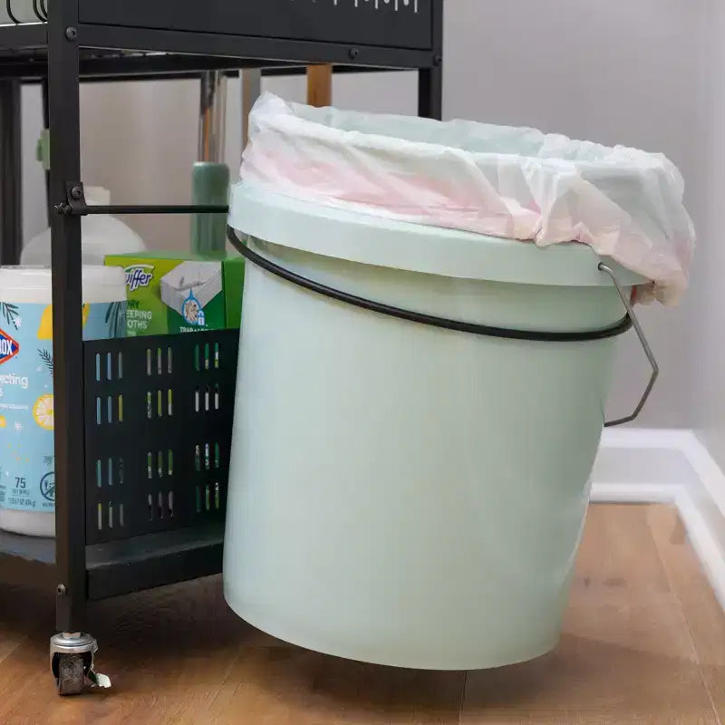Carrello multiuso Teal Triangle con pannello forato e portasecchi