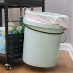 Carrello multiuso Teal Triangle con pannello forato e portasecchi