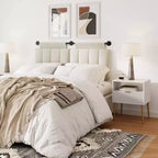 Comodino Nathan James Jacklyn Wood con cassetto, Bianco: Comodino moderno, Superficie laminata