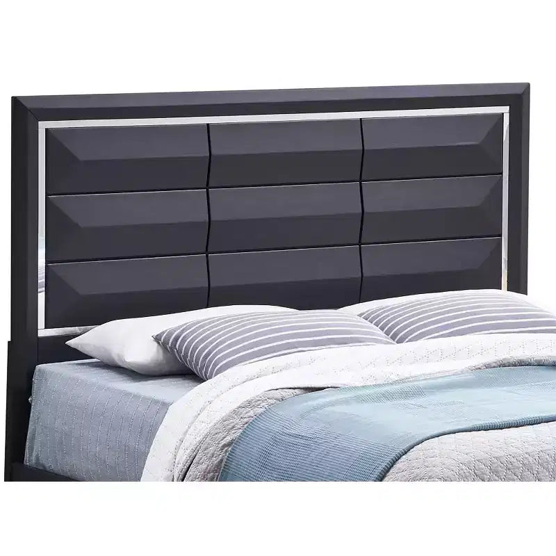 Passion Furniture Liverpool Wood Frame Panel Bed with 2 Drawers